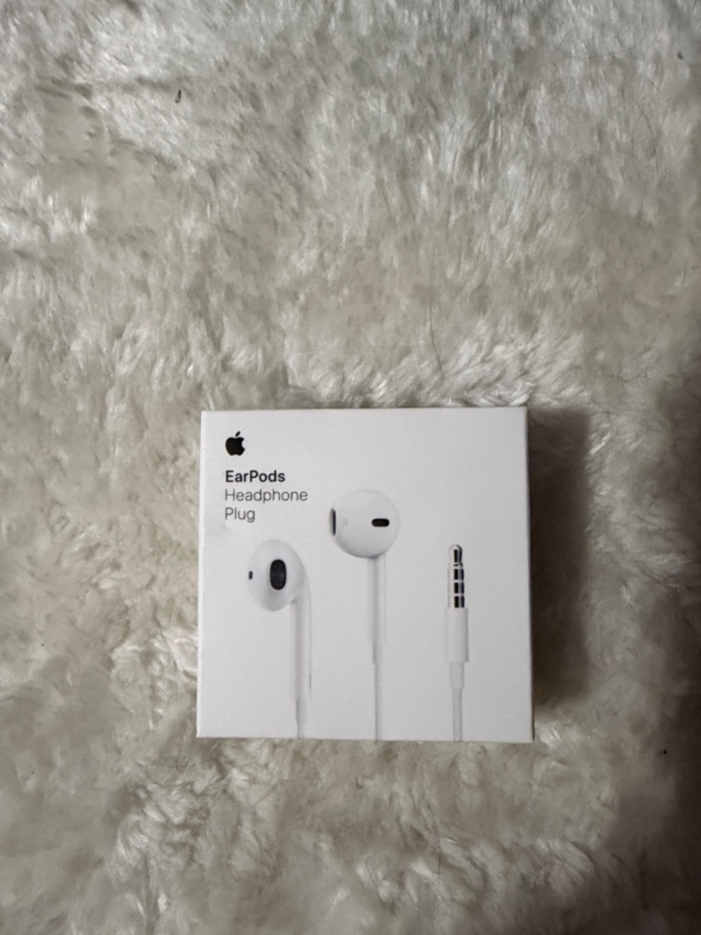 Apple White EarPods with 3.5mm Plug